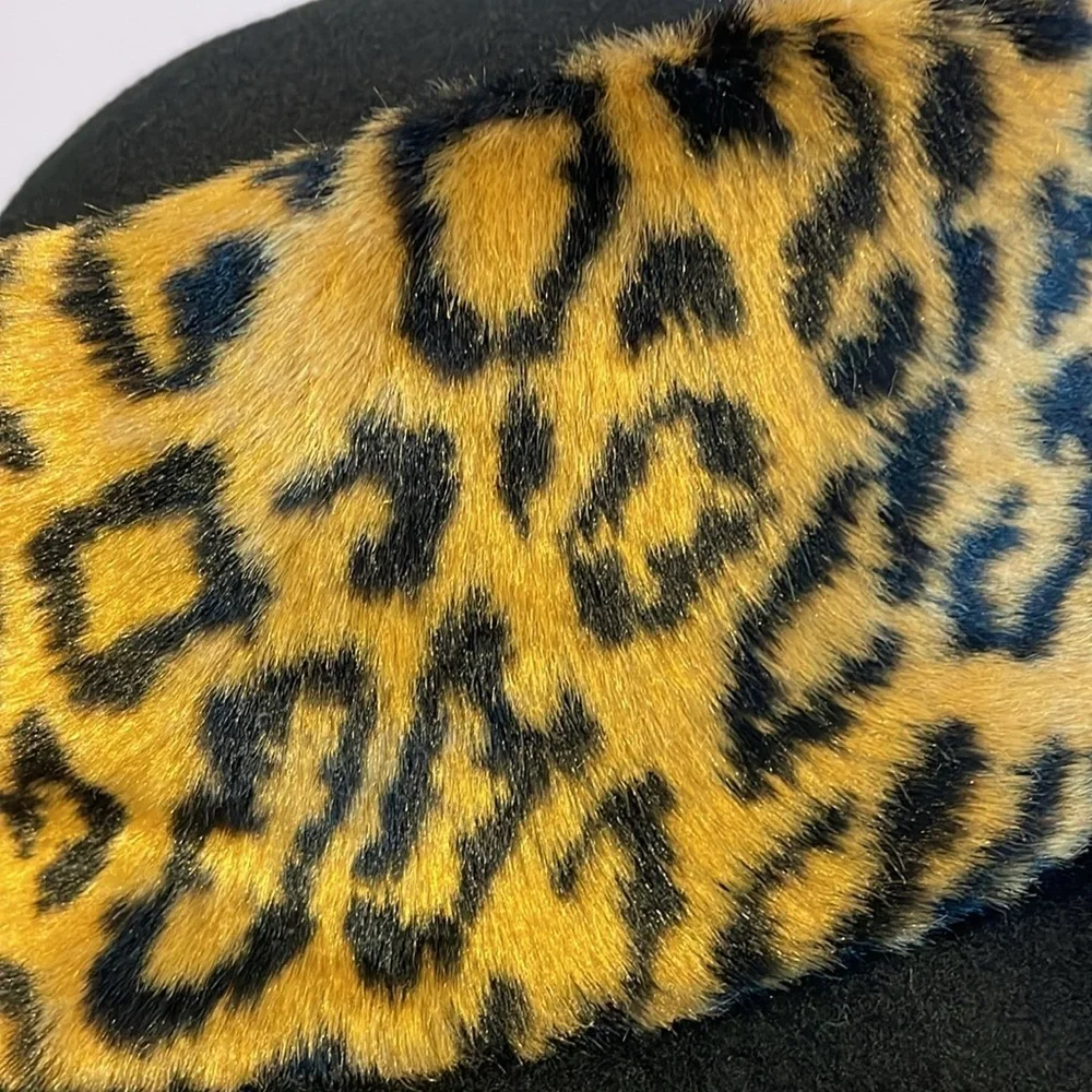Betmar Wool Vintage Union Made Black With Animal Print Faux Fur Hat Band